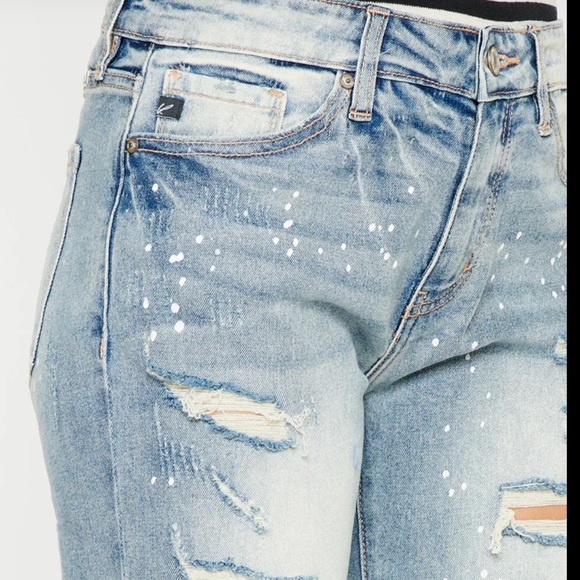 KanCan Shelly High Rise Boyfriend Jeans Paint splatter and Light wash SZ 9/28 - Picture 3 of 11